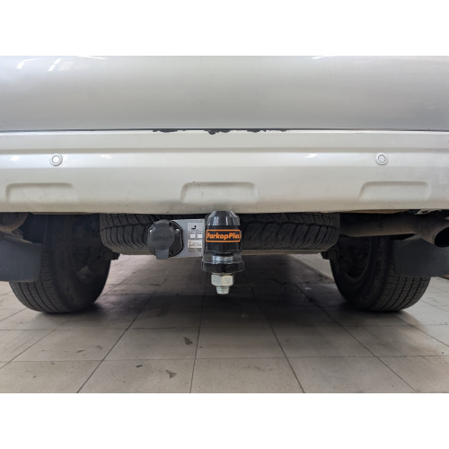 Фаркоп Лидер Плюс на TOYOTA Land Cruiser 150 2009–  Арт. T123-AE