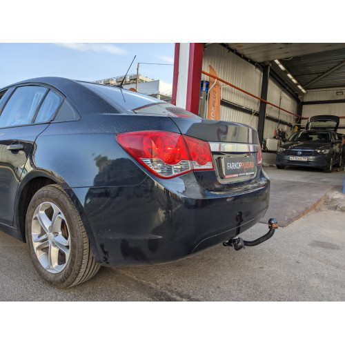Фаркоп Трейлер на CHEVROLET Cruze 2009–2011  Арт. 9450  (хетчбэк и седан)
