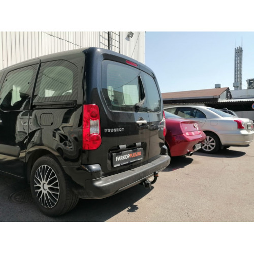 Фаркоп Лидер Плюс на PEUGEOT Partner Teppe 2008–2015  Арт. C302-A 