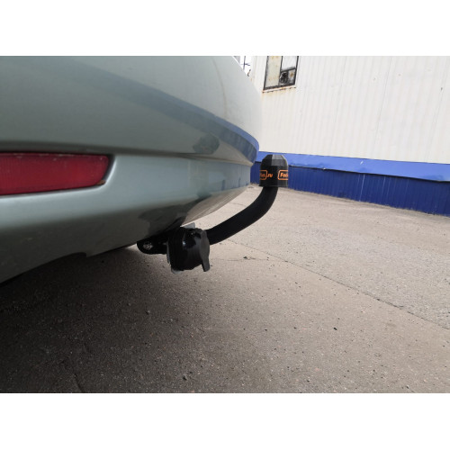 Фаркоп Трейлер на CHEVROLET Lacetti 2004–2013  Арт. 9421 (х/б) (KLAN)